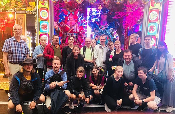 guide tour in Tokyo