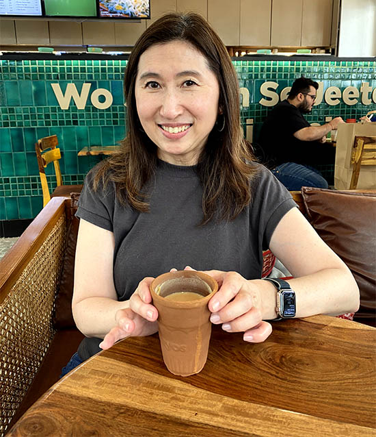 Inoue dricker kaffe